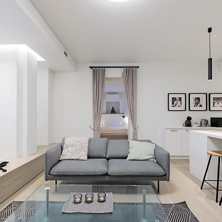 Buddha Luxury Apartment Kaunas City Centre Экстерьер фото